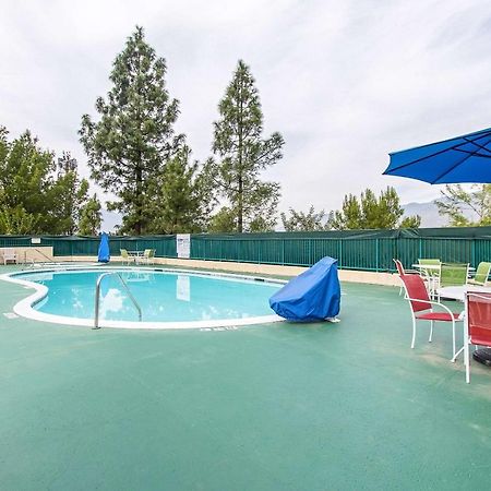 San Bernandino Inn & Suites San Bernardino Esterno foto