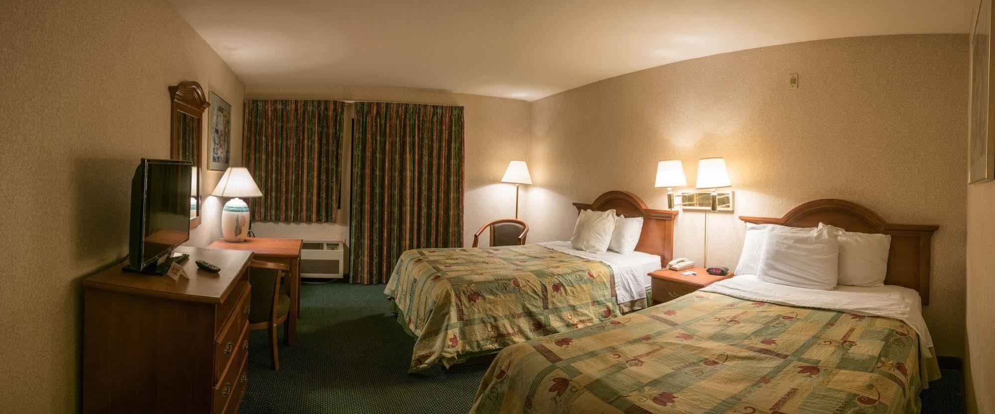 San Bernandino Inn & Suites San Bernardino Esterno foto