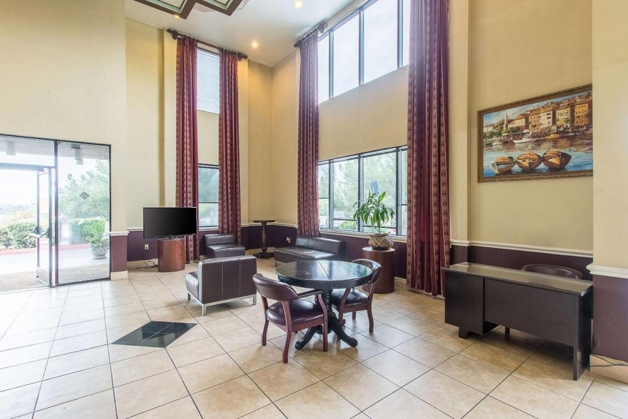 San Bernandino Inn & Suites San Bernardino Esterno foto